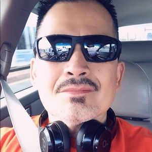 Meet your Posher, Celestino